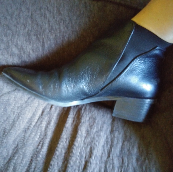 Genuine leather franco sarto booties ๐ - Picture 7 of 7